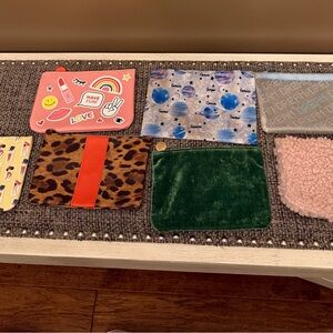 Ipsy 7pc set cosmetic pouches
